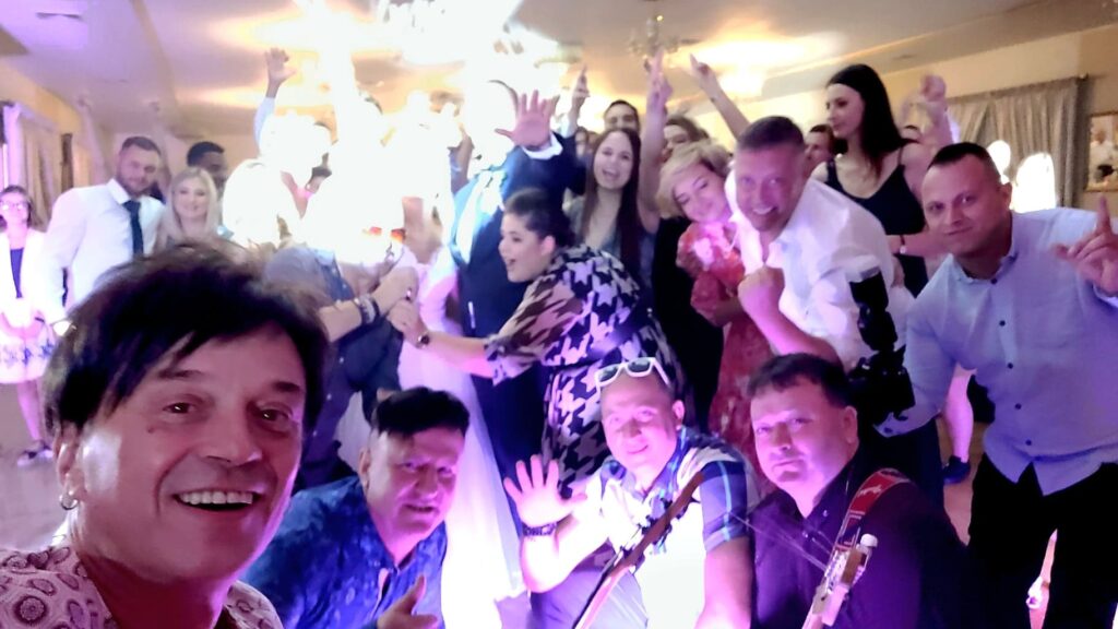 298694784_433740195480396_2458153420917874963_n