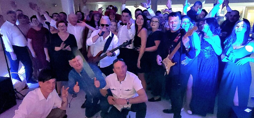 315837584_5759055707477521_8014427330625855914_n