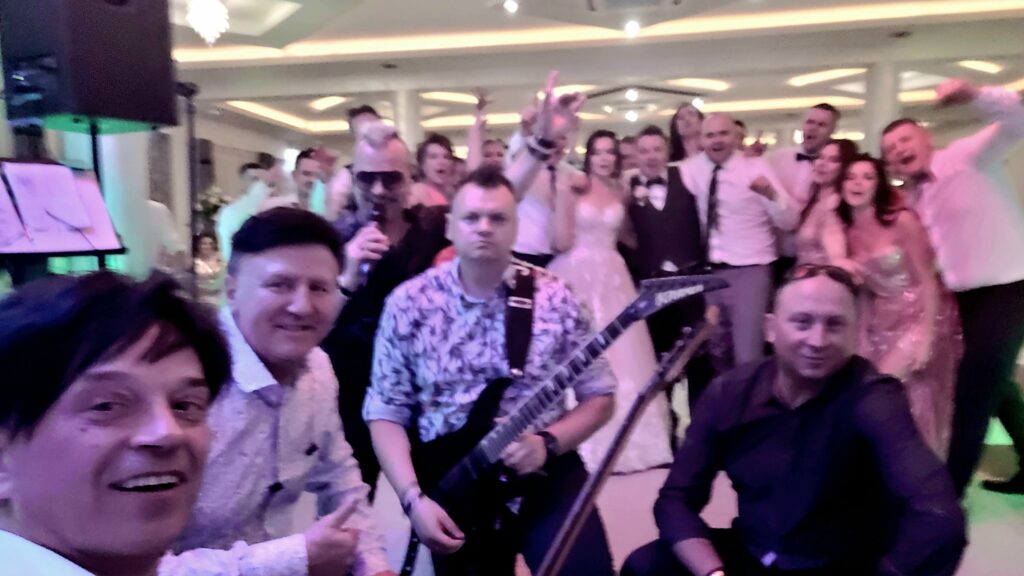 353404442_6391587937557625_2584306970992139301_n