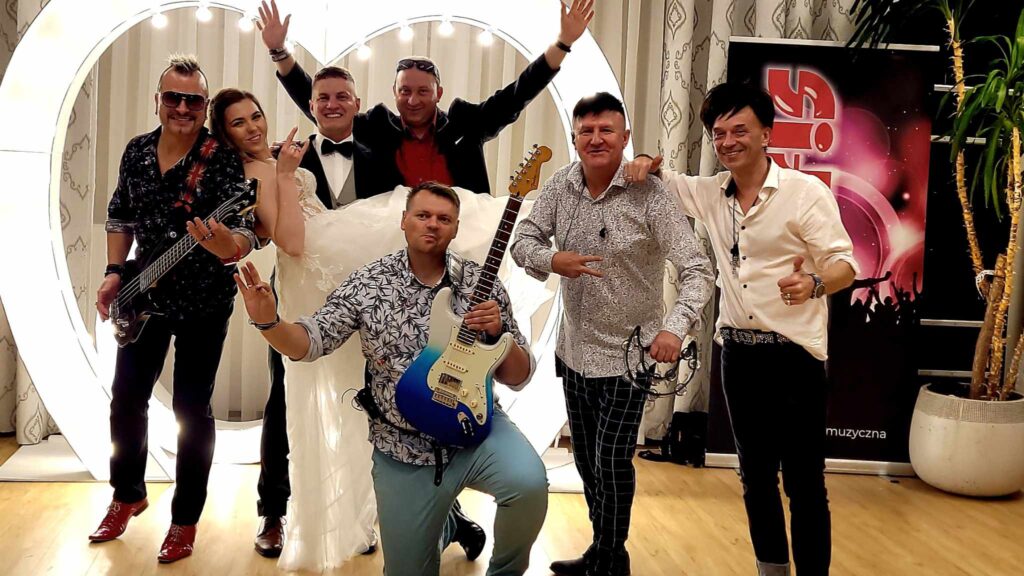 387477992_818320946656730_2570617030590970680_n